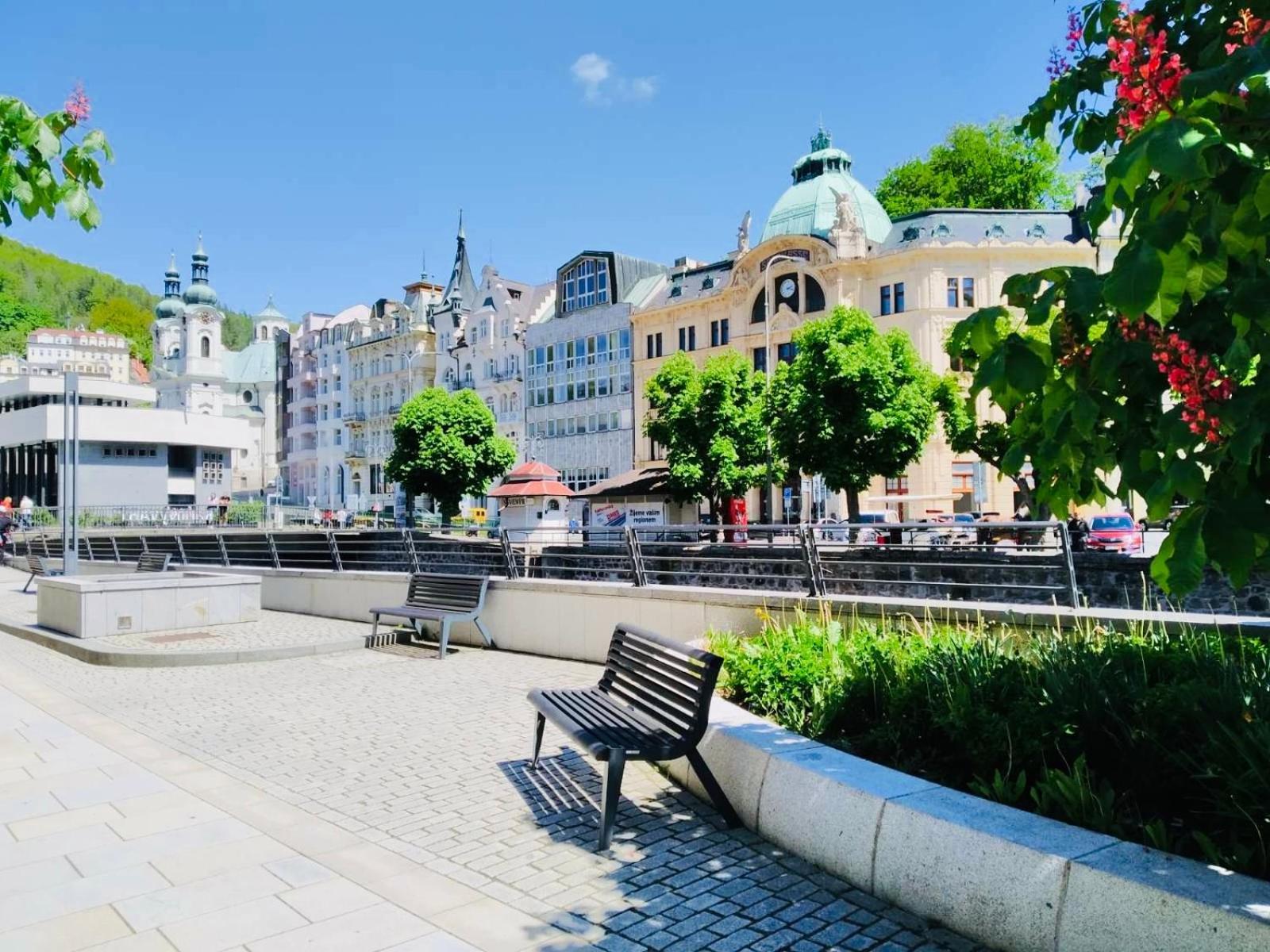 Romanceart Apartments Karlsbad Buitenkant foto